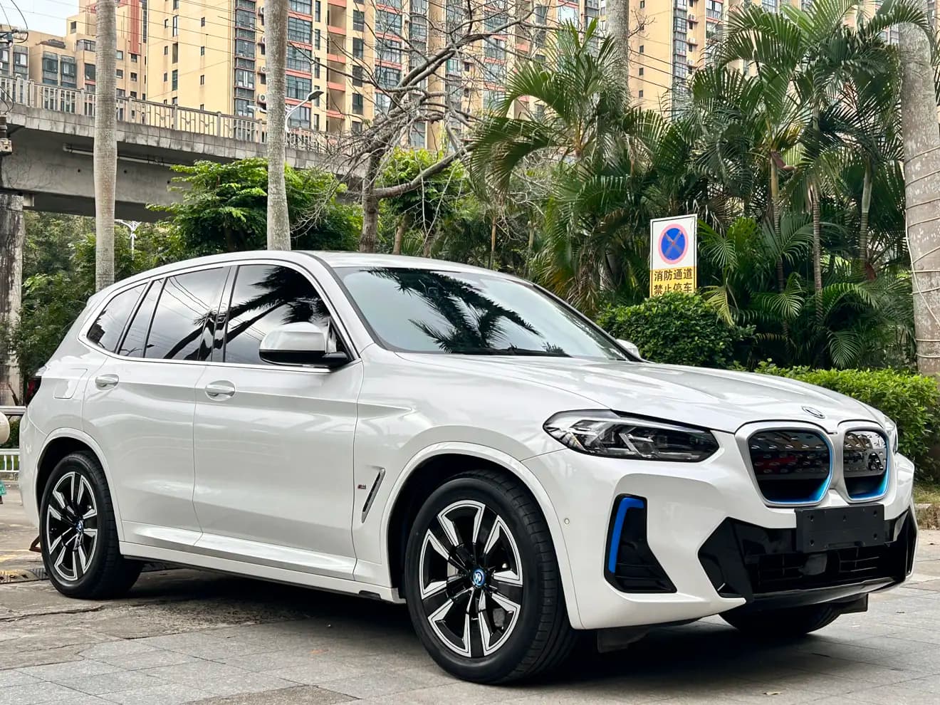 BMW iX3 2022 г. 37020 км. — фото 3