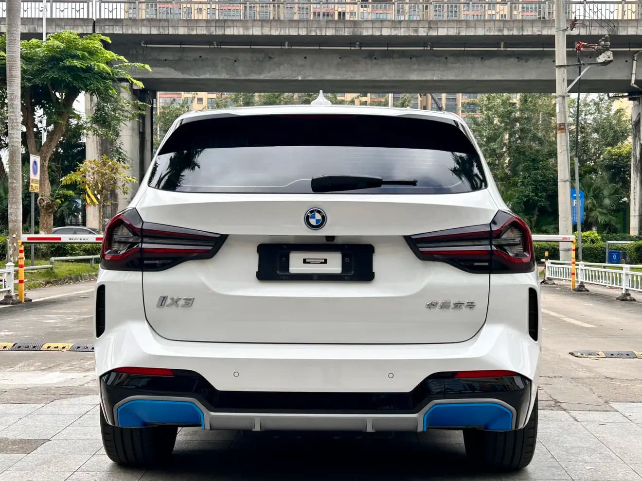BMW iX3 2022 г. 37020 км. — фото 5