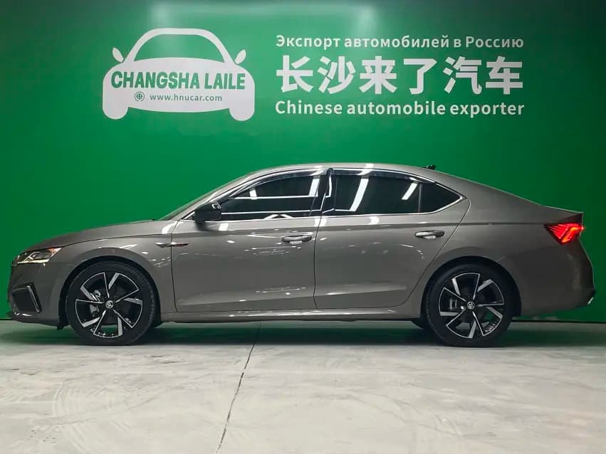 Skoda Octavia 2021 г. 46070 км. — фото 4