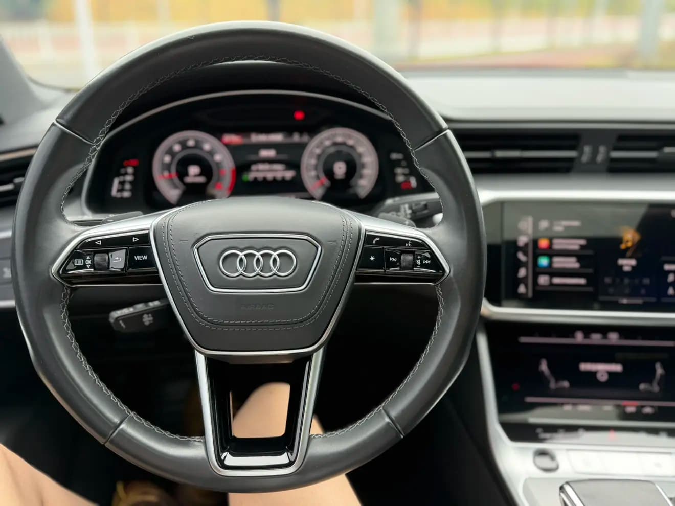 Audi A6L 2024 г. 27149 км. — фото 12