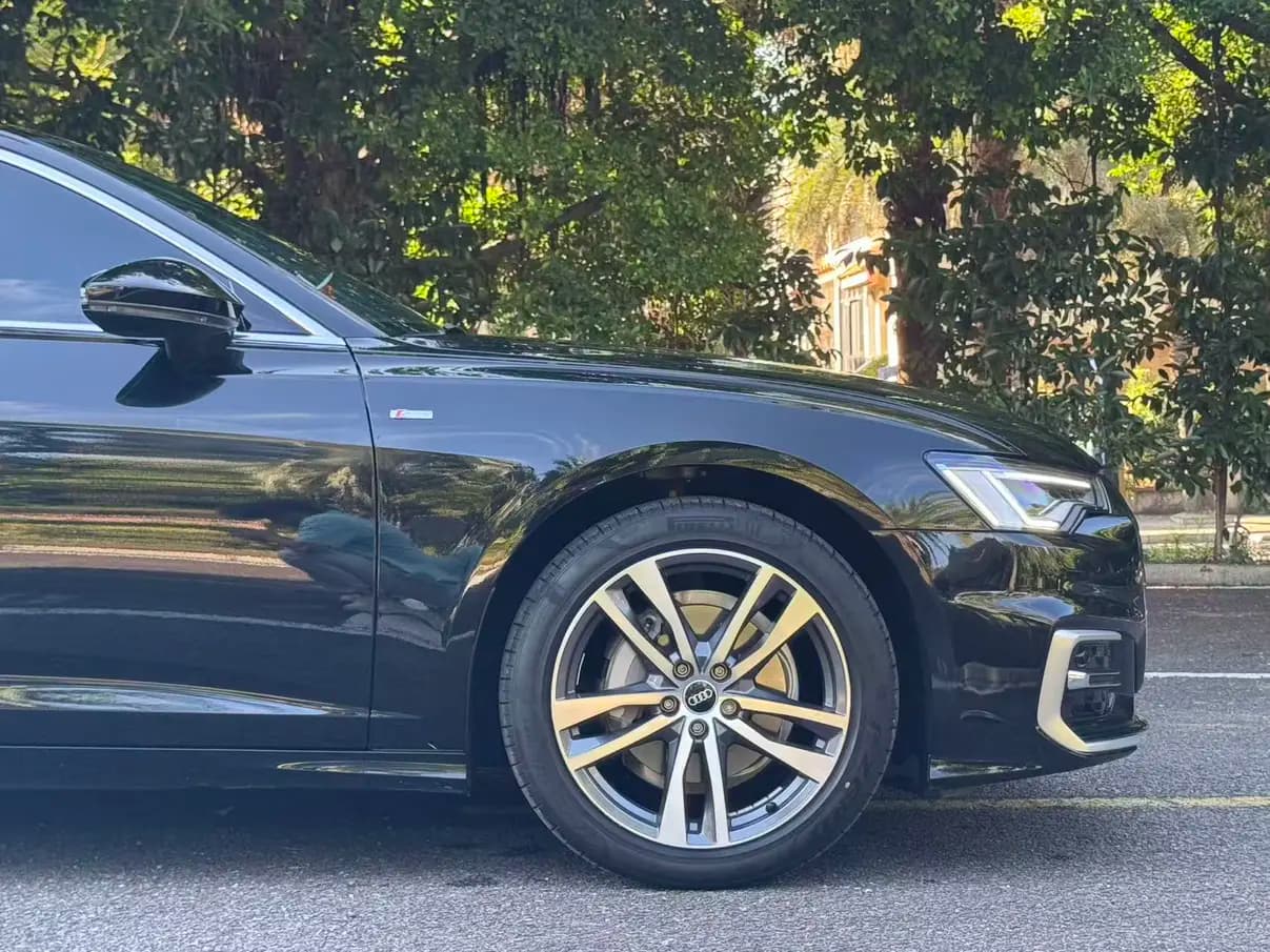 Audi A6L 2024 г. 41000 км. — фото 9