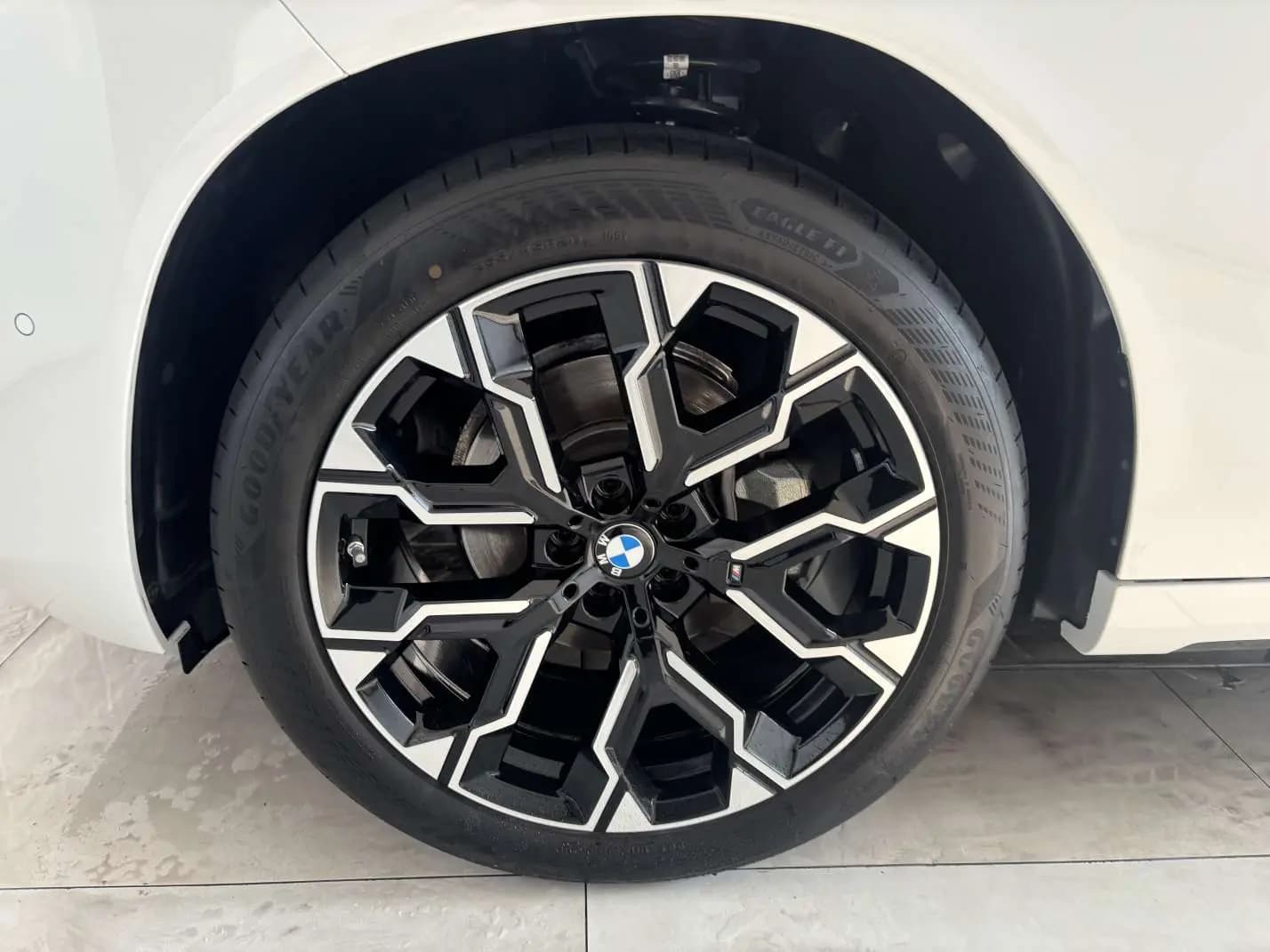 BMW X3 30Li 2.0 xDrive Steptronic (258 л.с.) 2025 г. 8002 км — фото 11