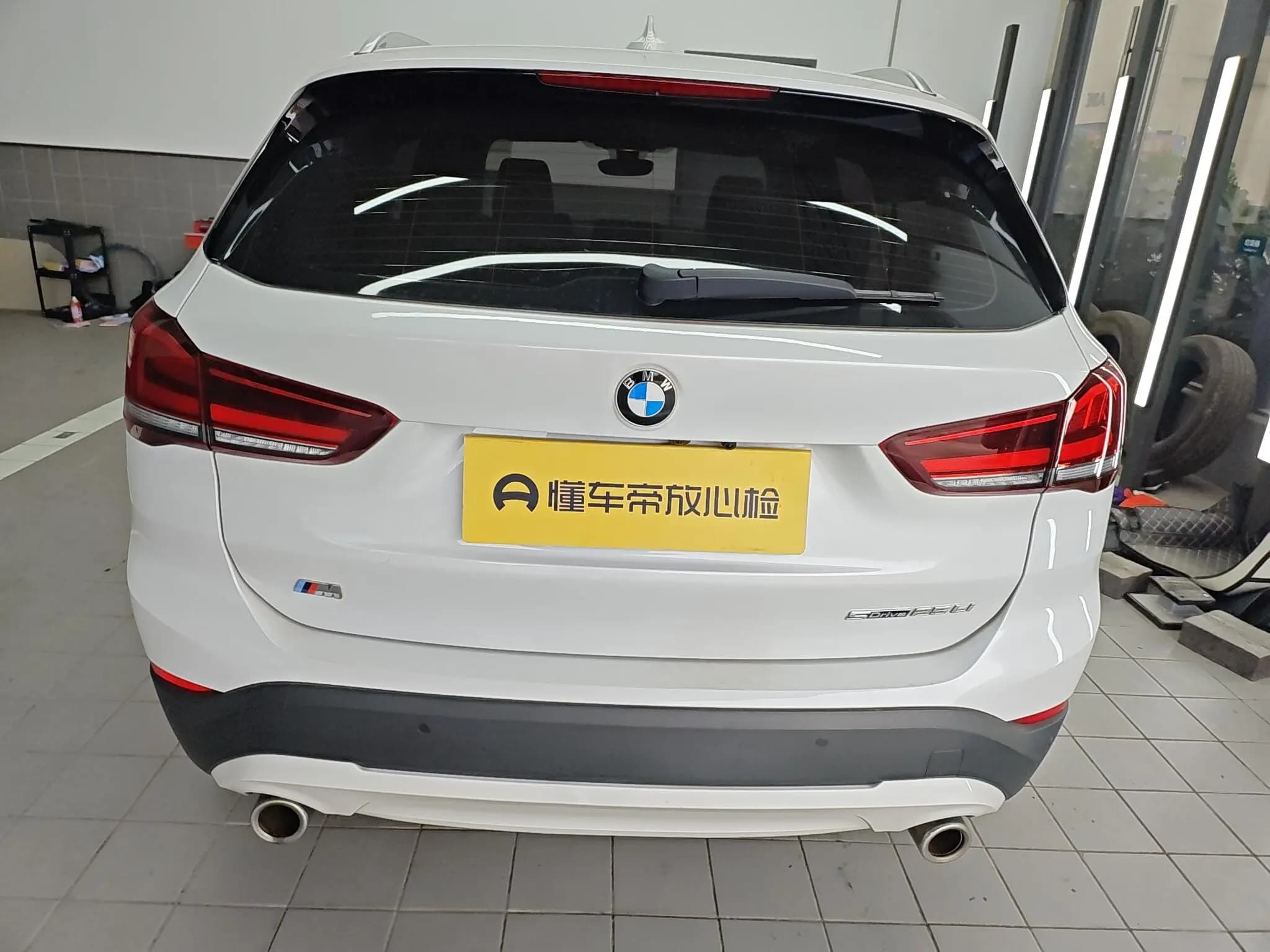 BMW X1 2021 г. 74920 км. — фото 4