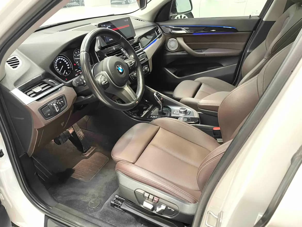 BMW X1 2021 г. 41716 км. — фото 12