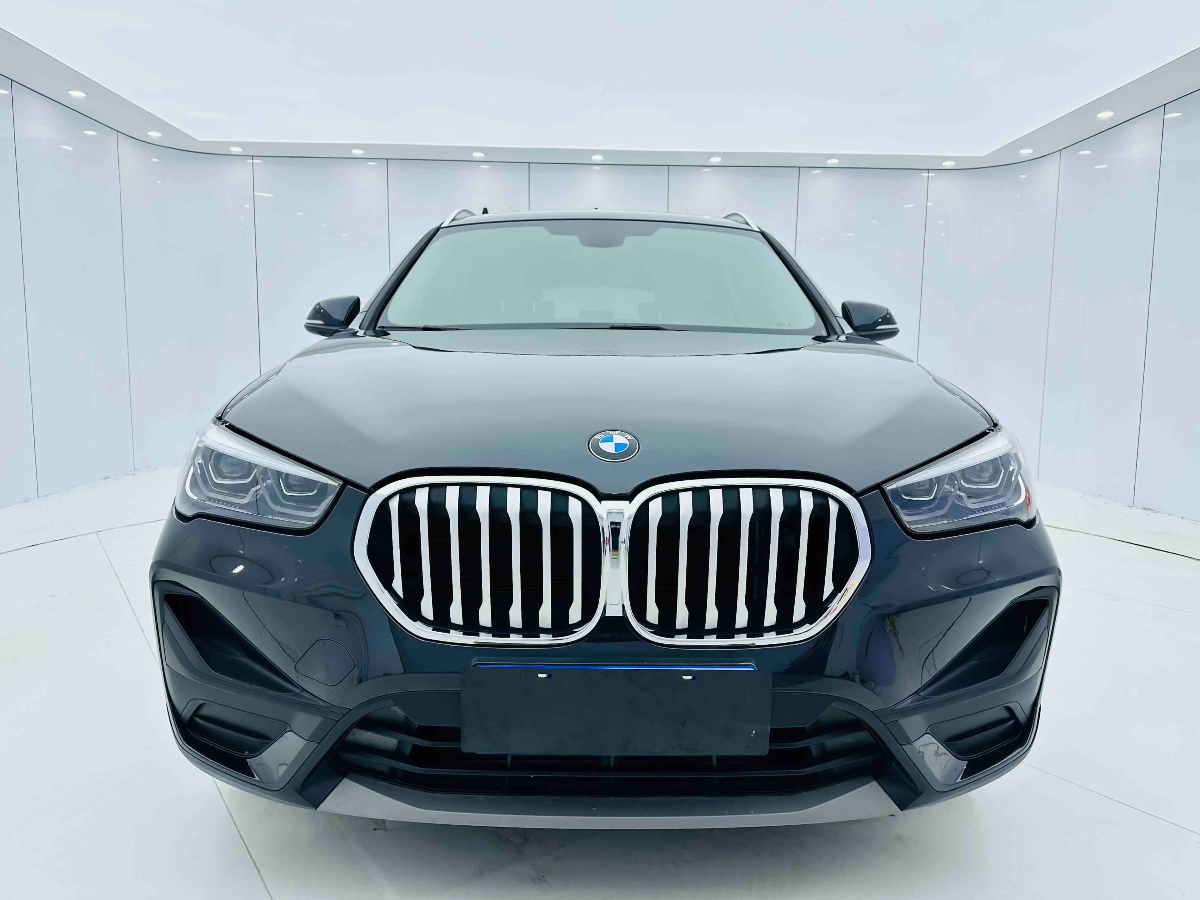 BMW X1 2021 г. 58106 км. — фото 2