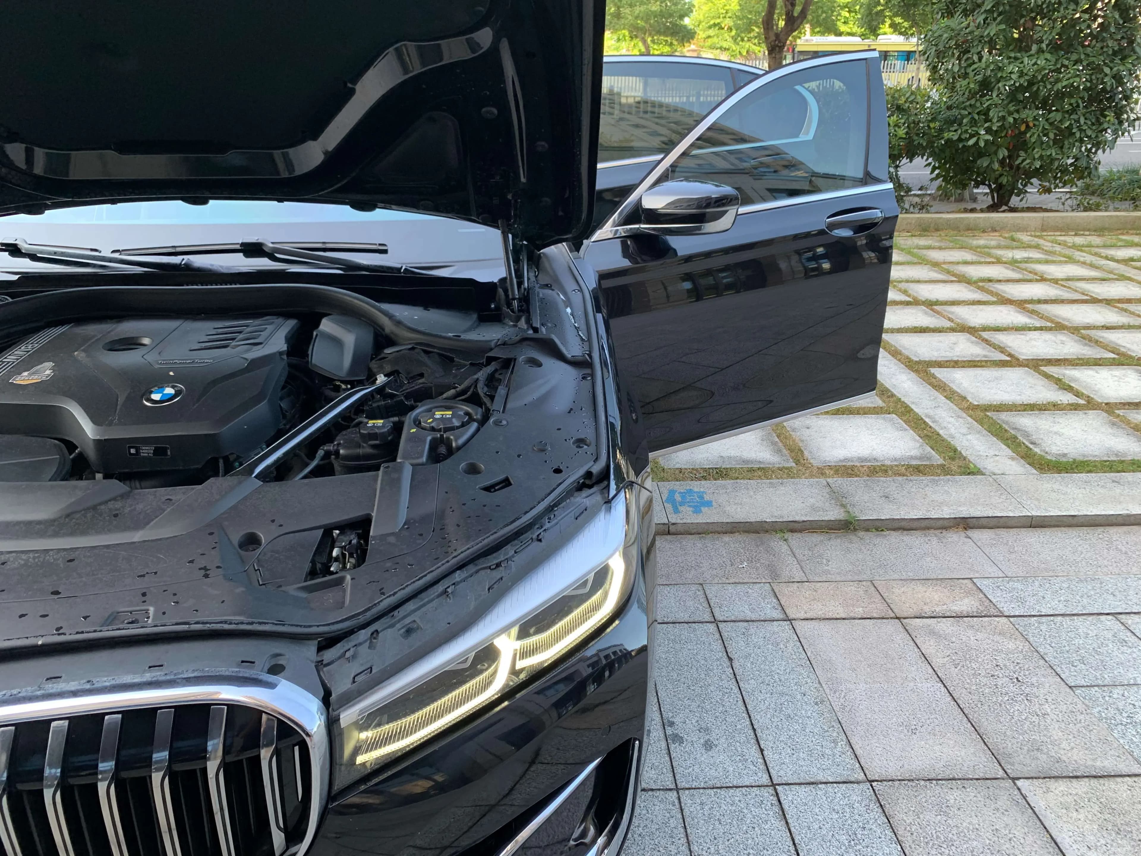 BMW 7 Series 2021 г. 87040 км. — фото 11