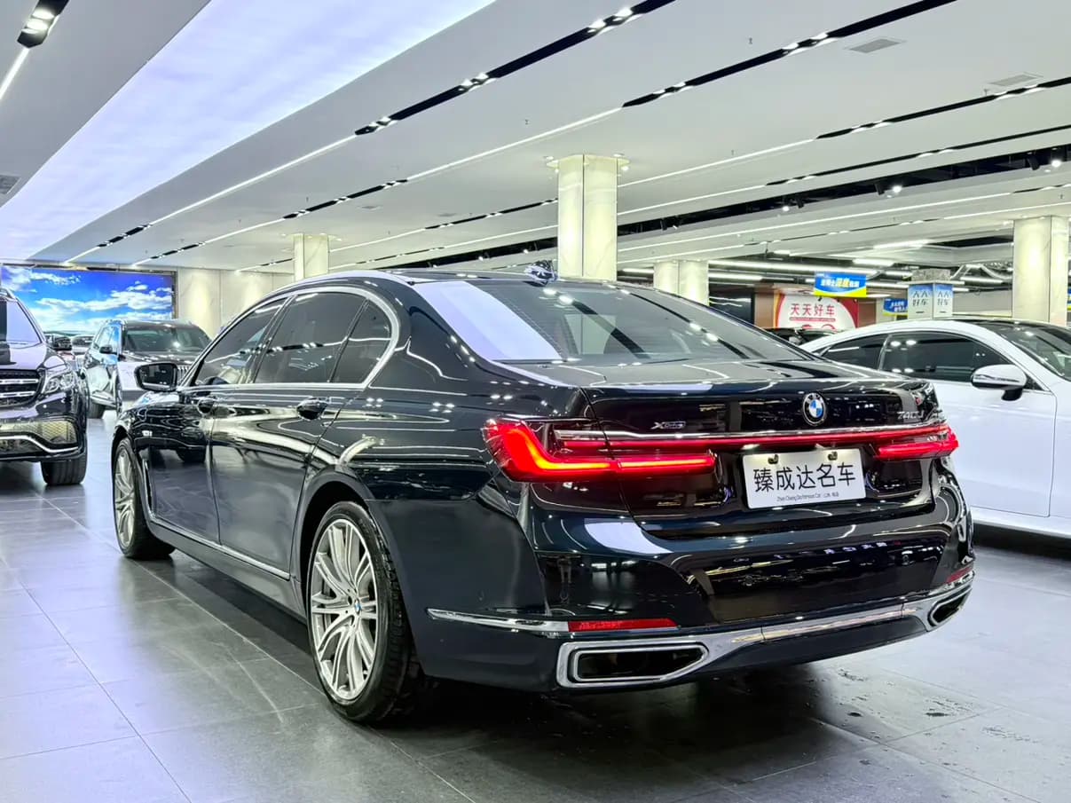 BMW 7 Series 2021 г. 103020 км. — фото 4