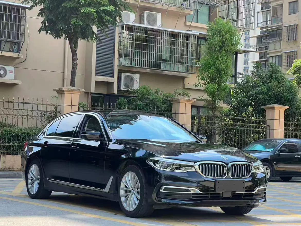 BMW 5 Series 2021 г. 70015 км. — фото 3