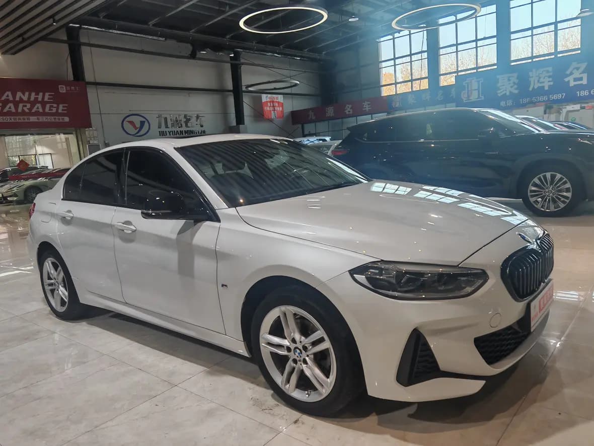 BMW 1 Series 2021 г. 41077 км. — фото 3