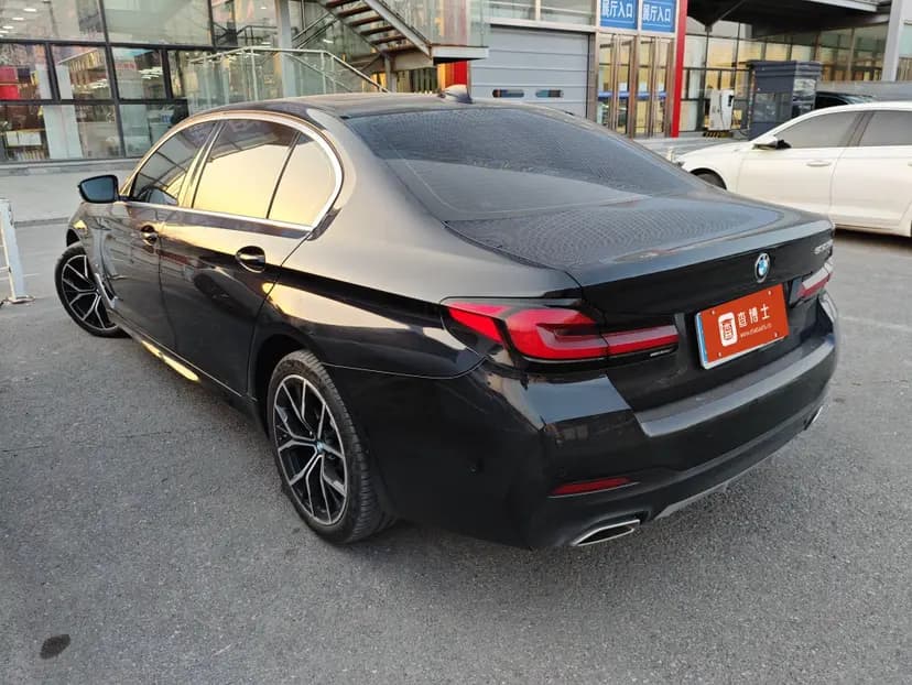 BMW 5 Series 2023 г. 31017 км. — фото 4