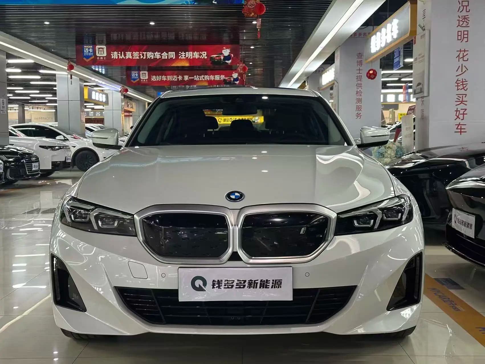 BMW i3 2022 г. 52634 км. — фото 2