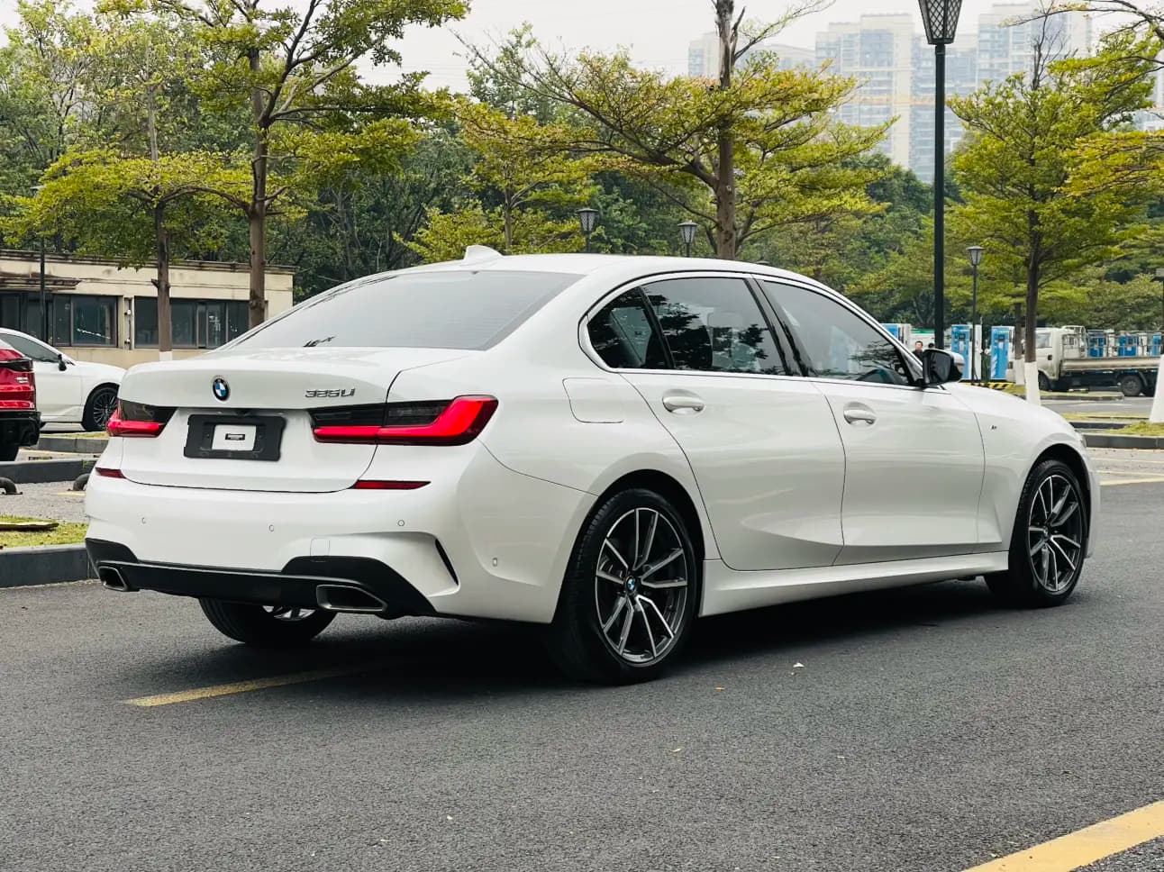 BMW 3 Series 2021 г. 77030 км. — фото 4