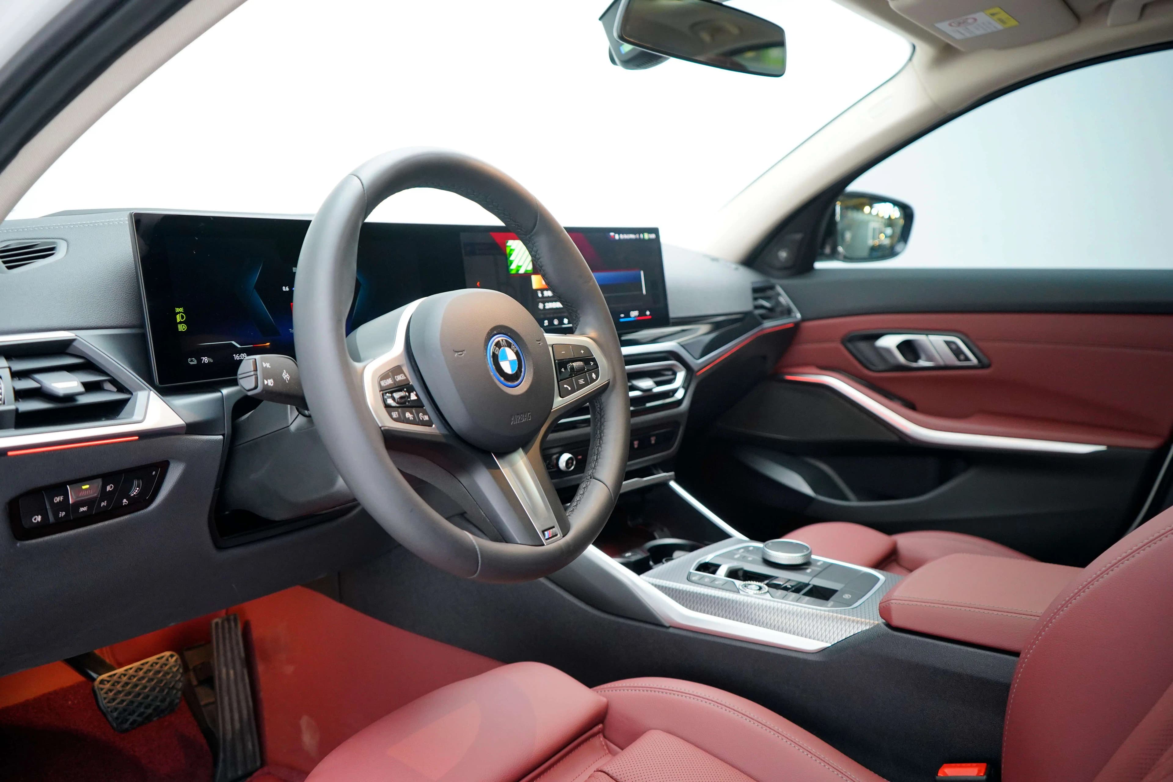 BMW i3 2024 г. 14009 км. — фото 26