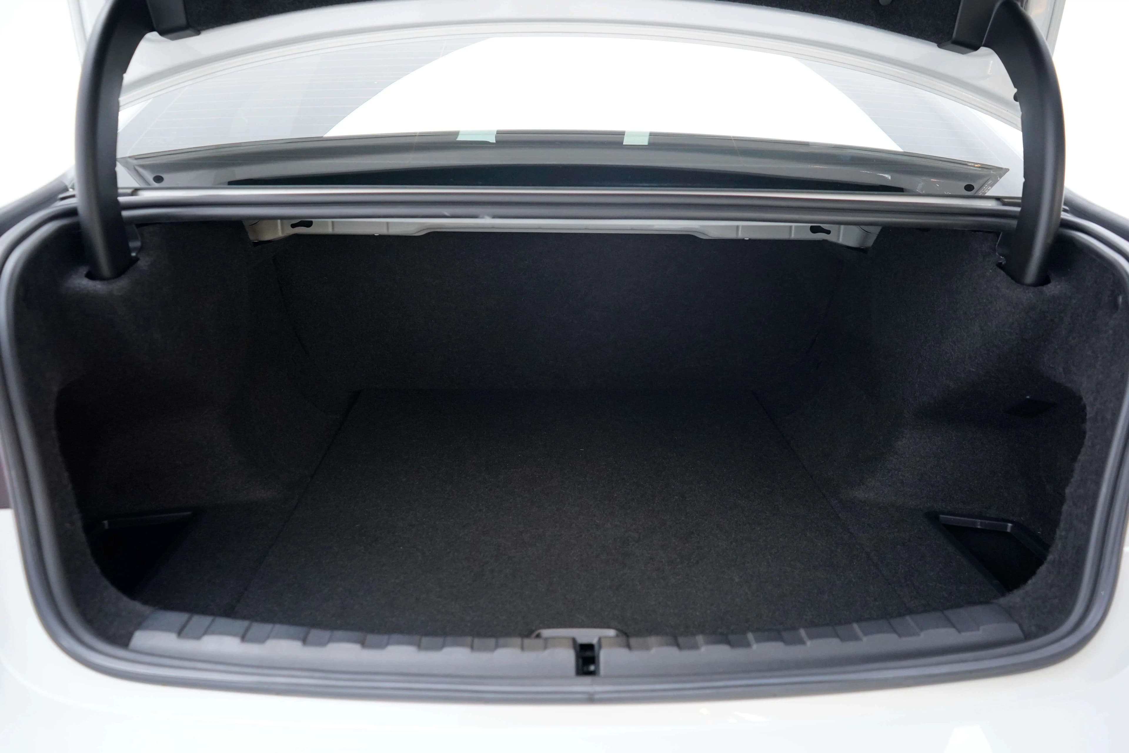 BMW i3 2024 г. 14009 км. — фото 31