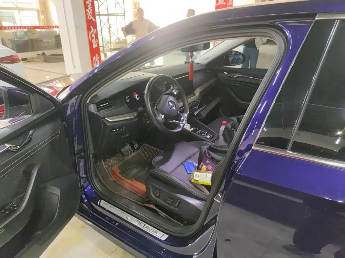 Skoda Octavia 2021 г. 51086 км. — фото 10