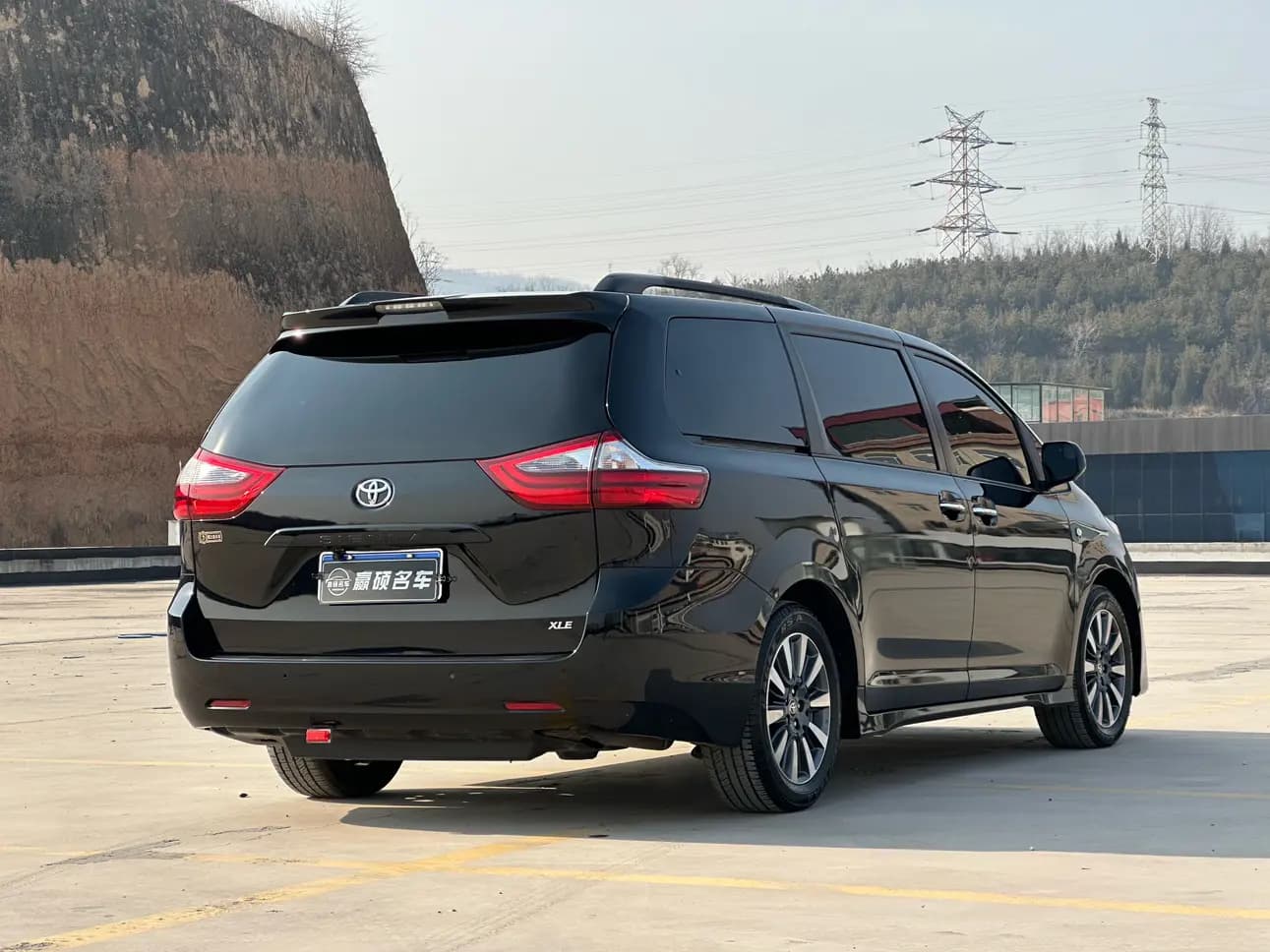 Toyota Sienna 2022 г. 12089 км. — фото 7