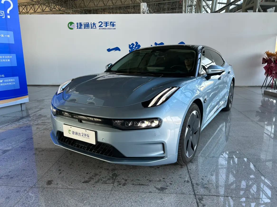 ZEEKR 001 2021 г. 78235 км.