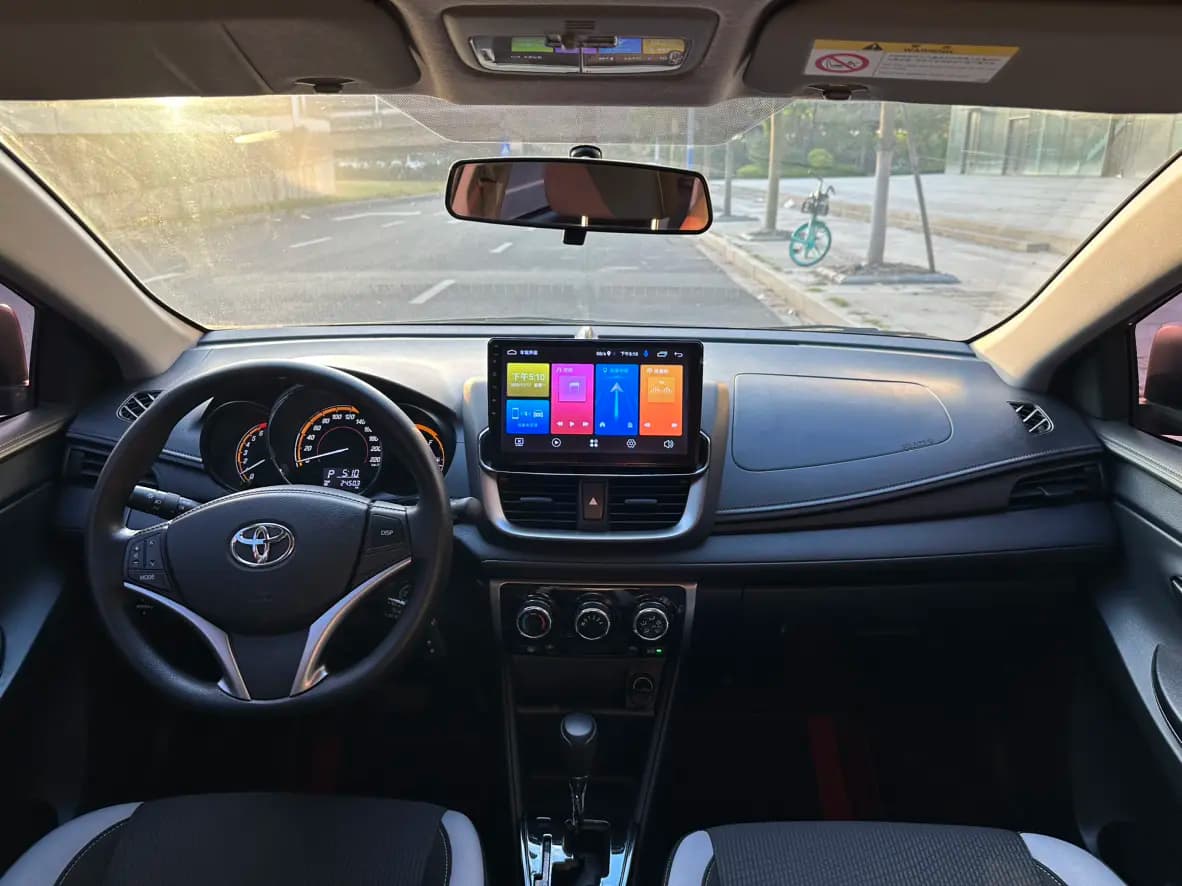 Toyota Yaris L 2022 г. 13128 км. — фото 8
