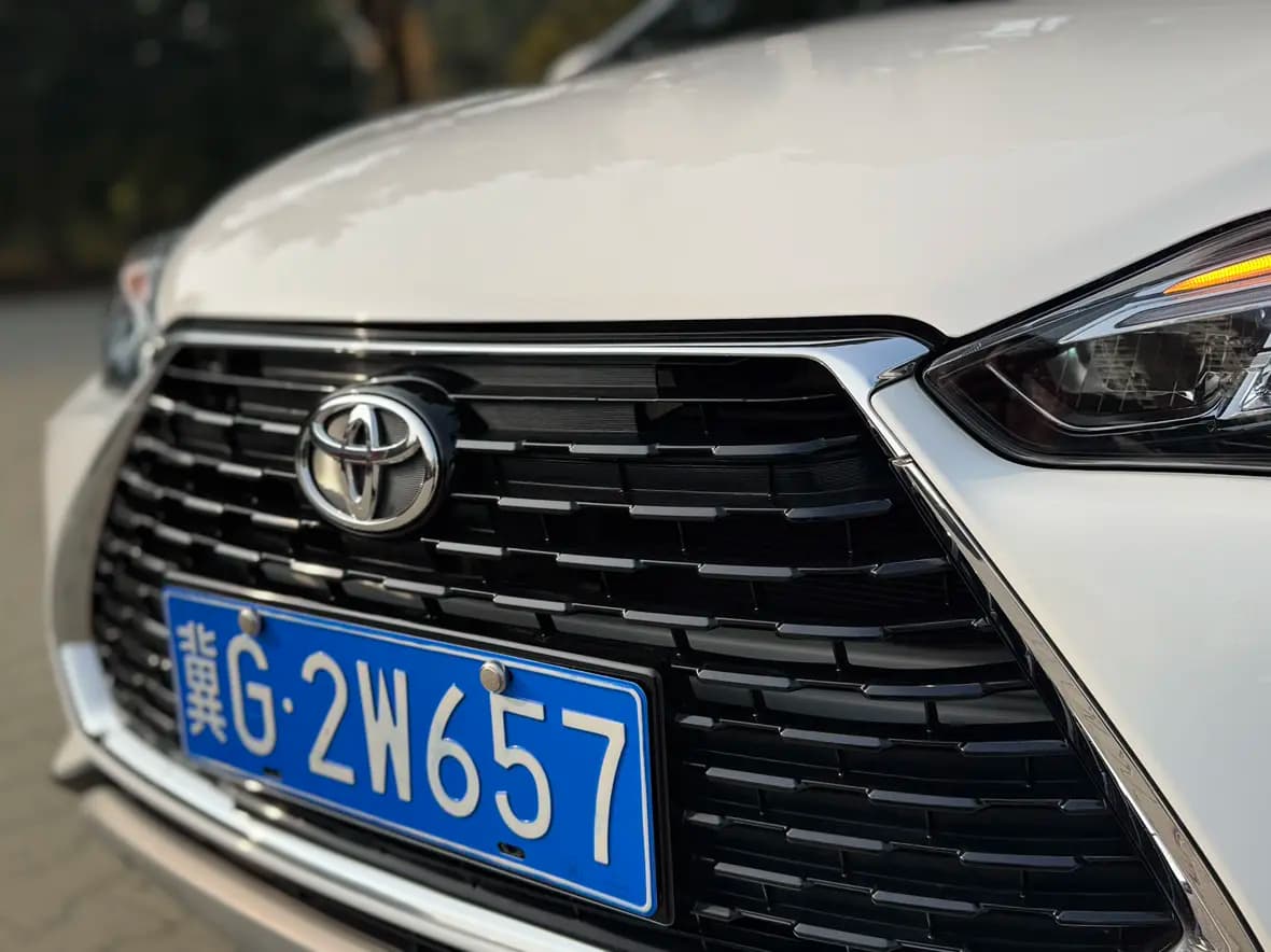 Toyota Yaris L 2021 г. 30141 км. — фото 12