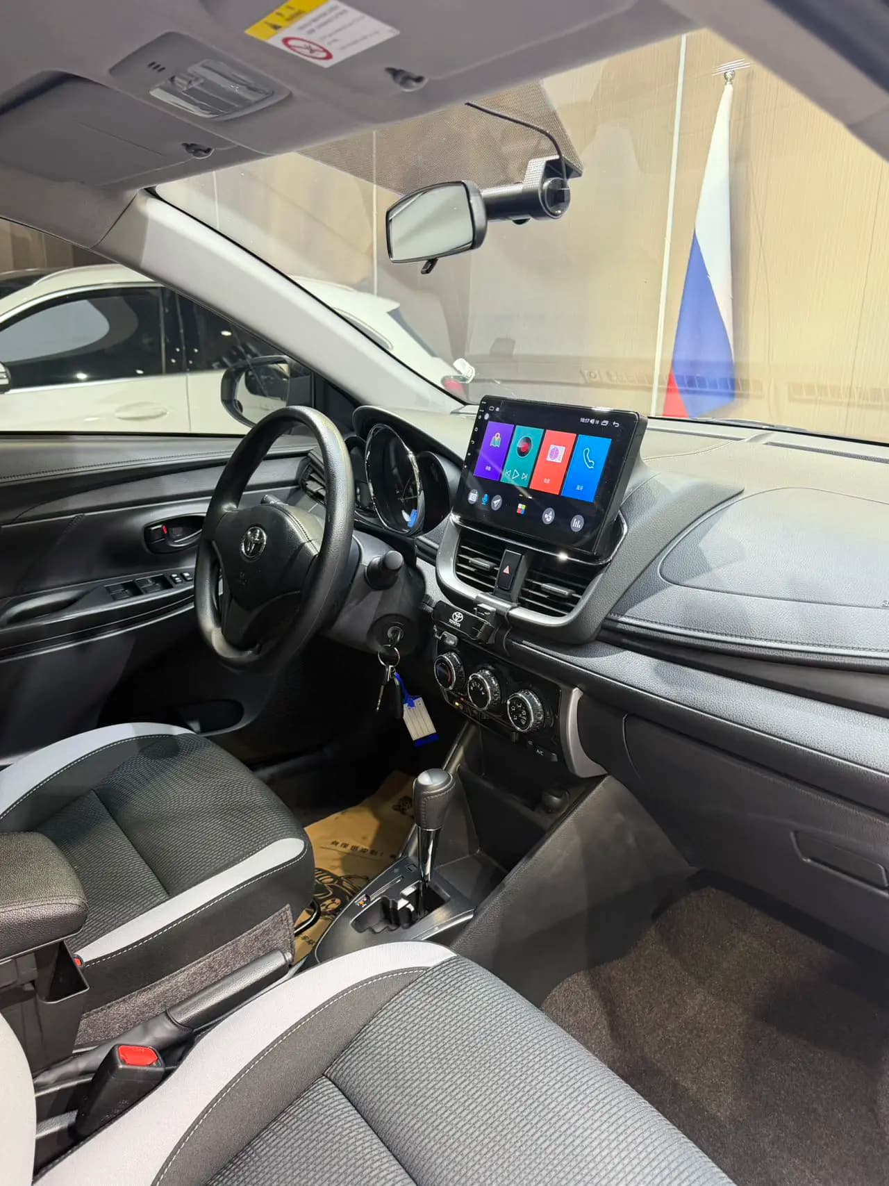 Toyota Yaris L 2021 г. 18143 км. — фото 13