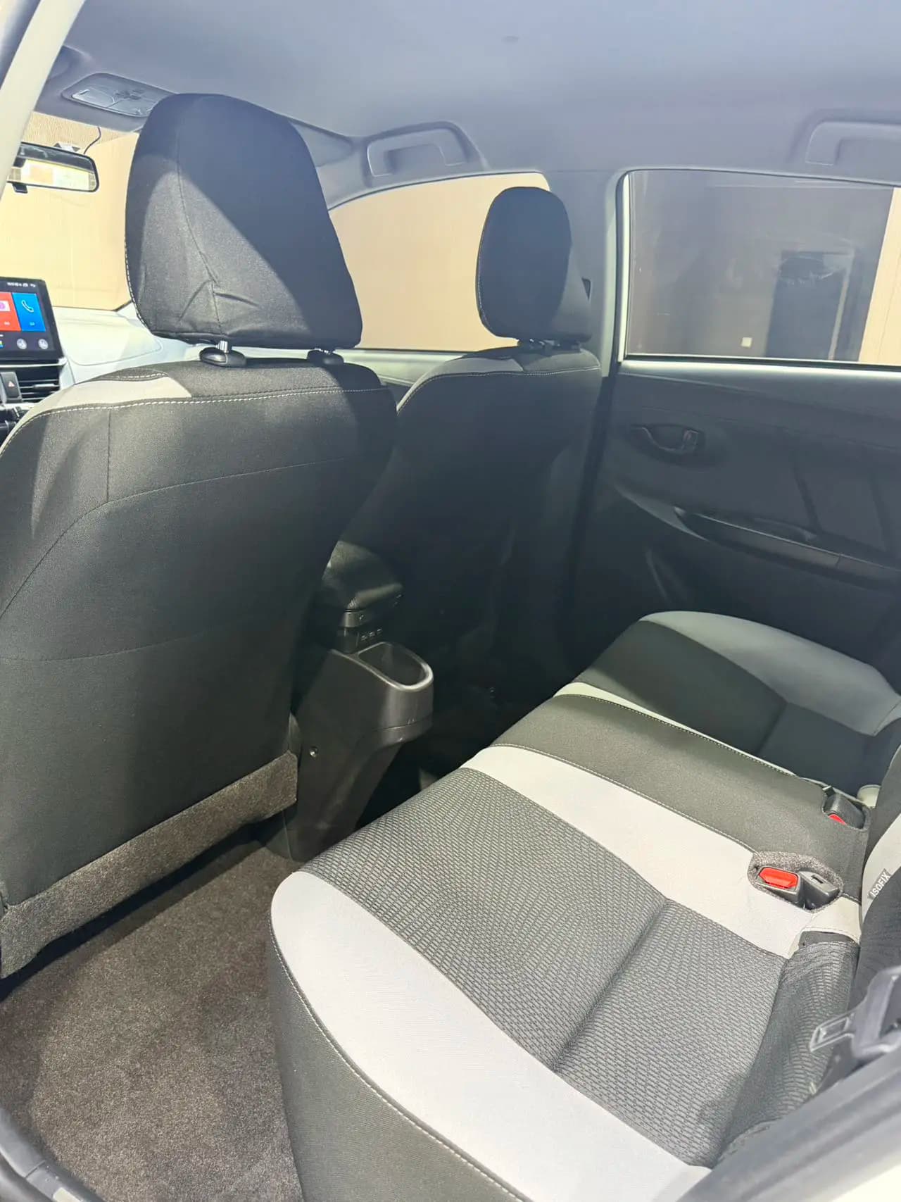 Toyota Yaris L 2021 г. 18143 км. — фото 14