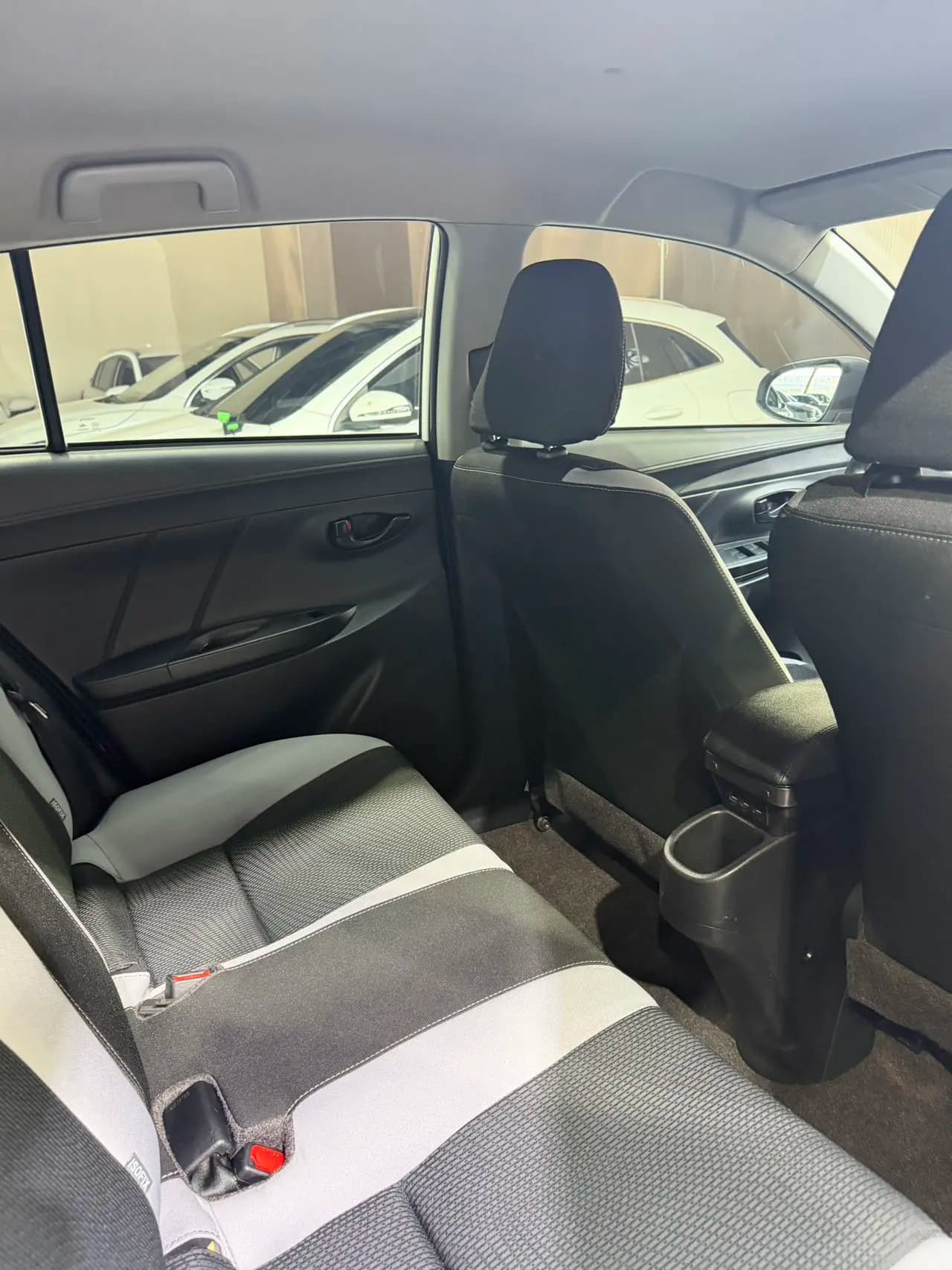 Toyota Yaris L 2021 г. 18143 км. — фото 7