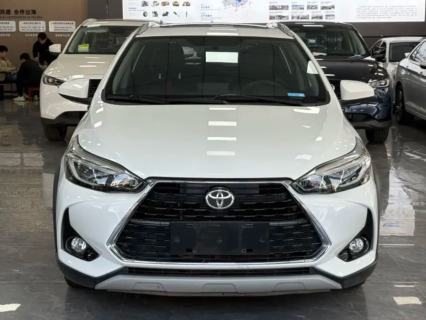 Toyota Yaris L 2022 г. 30144 км. — фото 2