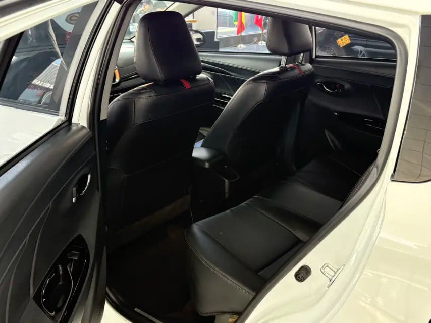 Toyota Yaris L 2022 г. 30144 км. — фото 9