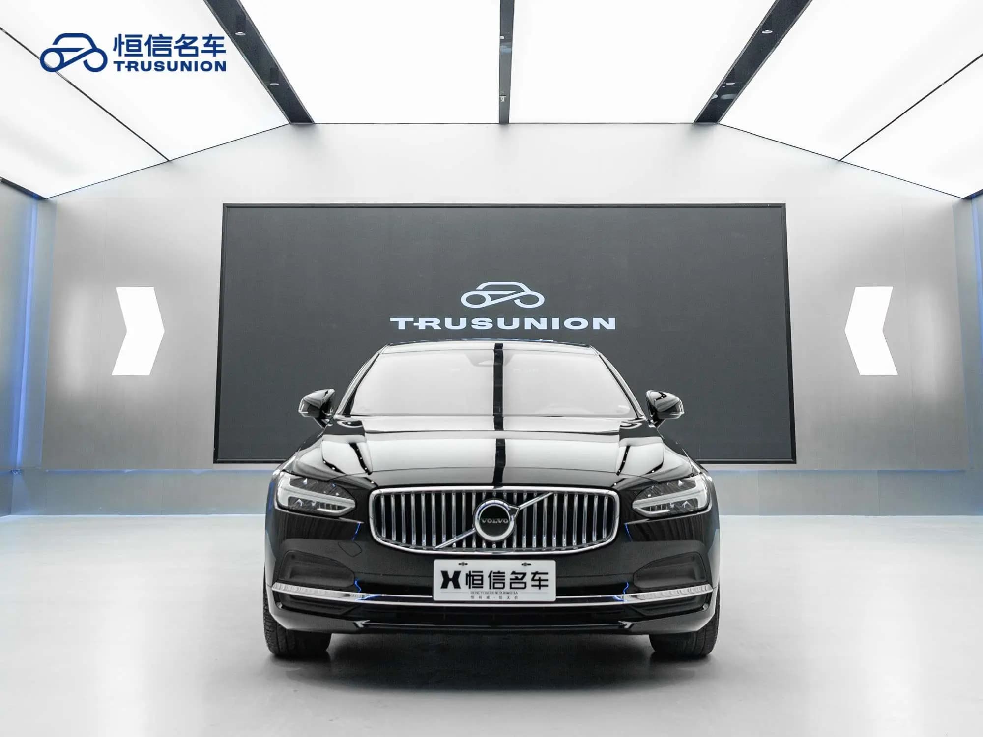 Volvo S90 2021 г. 25126 км. — фото 2