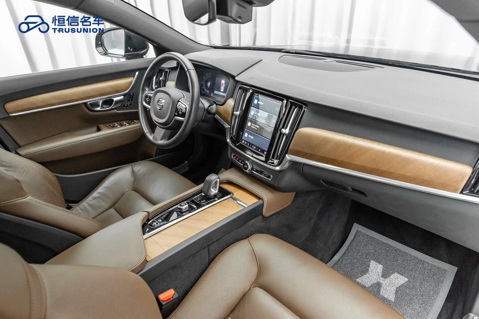 Volvo S90 2021 г. 25126 км. — фото 20