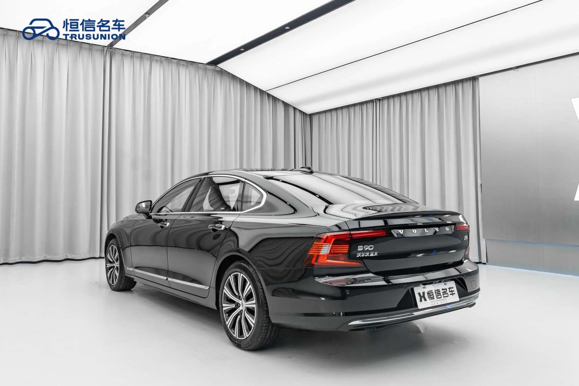 Volvo S90 2021 г. 25126 км. — фото 4