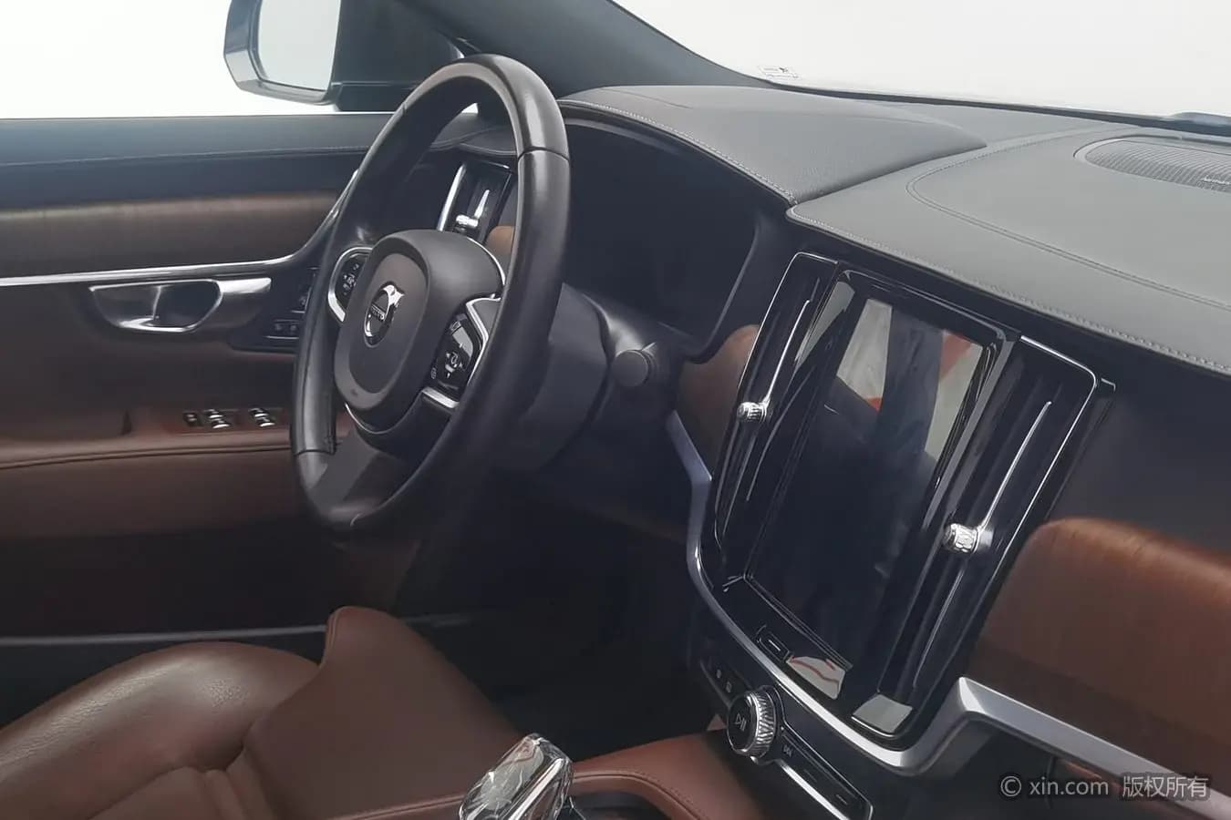 Volvo S90 2021 г. 101906 км. — фото 16
