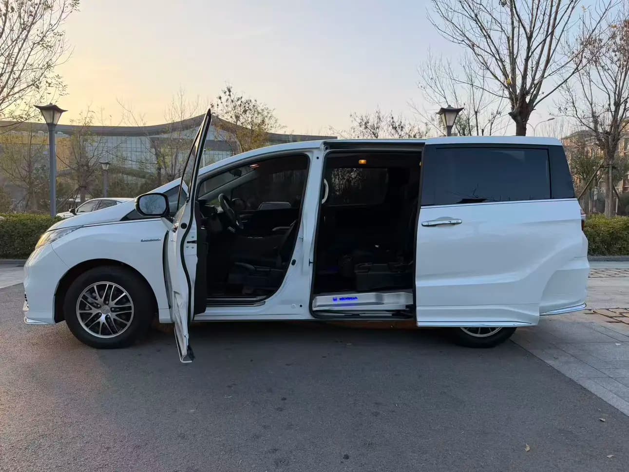 Honda Odyssey 2021 г. 131144 км. — фото 8