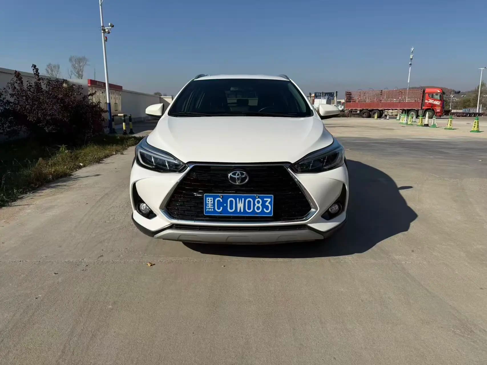 Toyota Yaris L 2022 г. 27529 км. — фото 2
