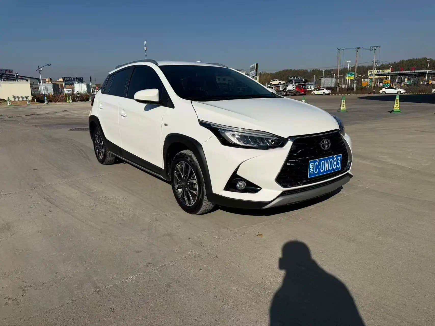 Toyota Yaris L 2022 г. 27529 км. — фото 3
