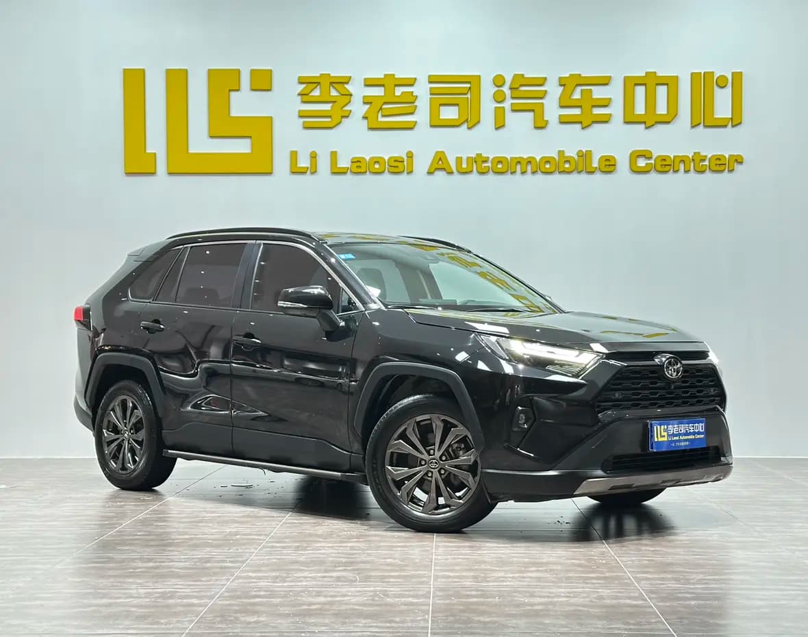 Toyota RAV4 2023 г. 44094 км. — фото 3