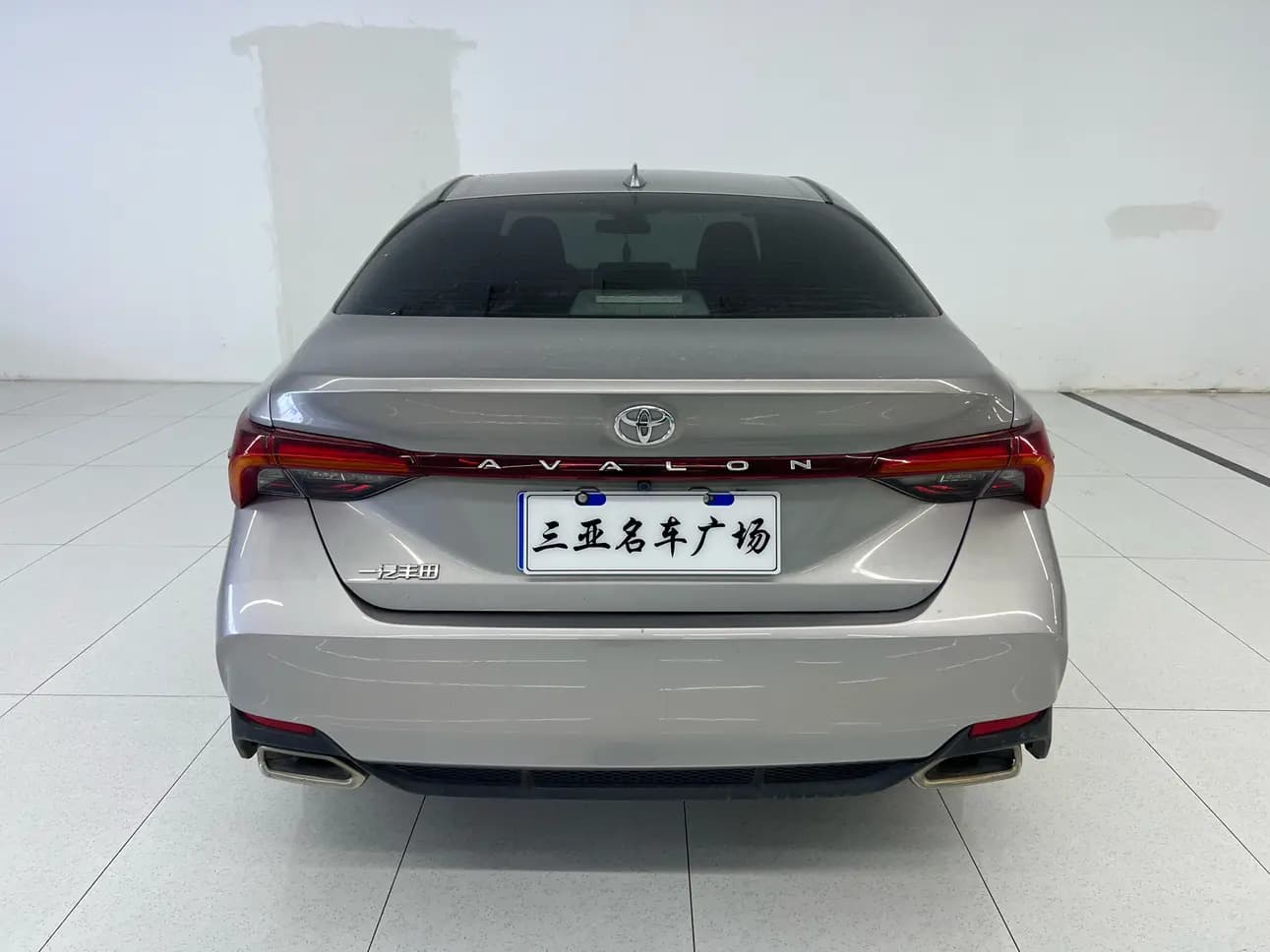 Toyota Avalon 2023 г. 73114 км. — фото 5