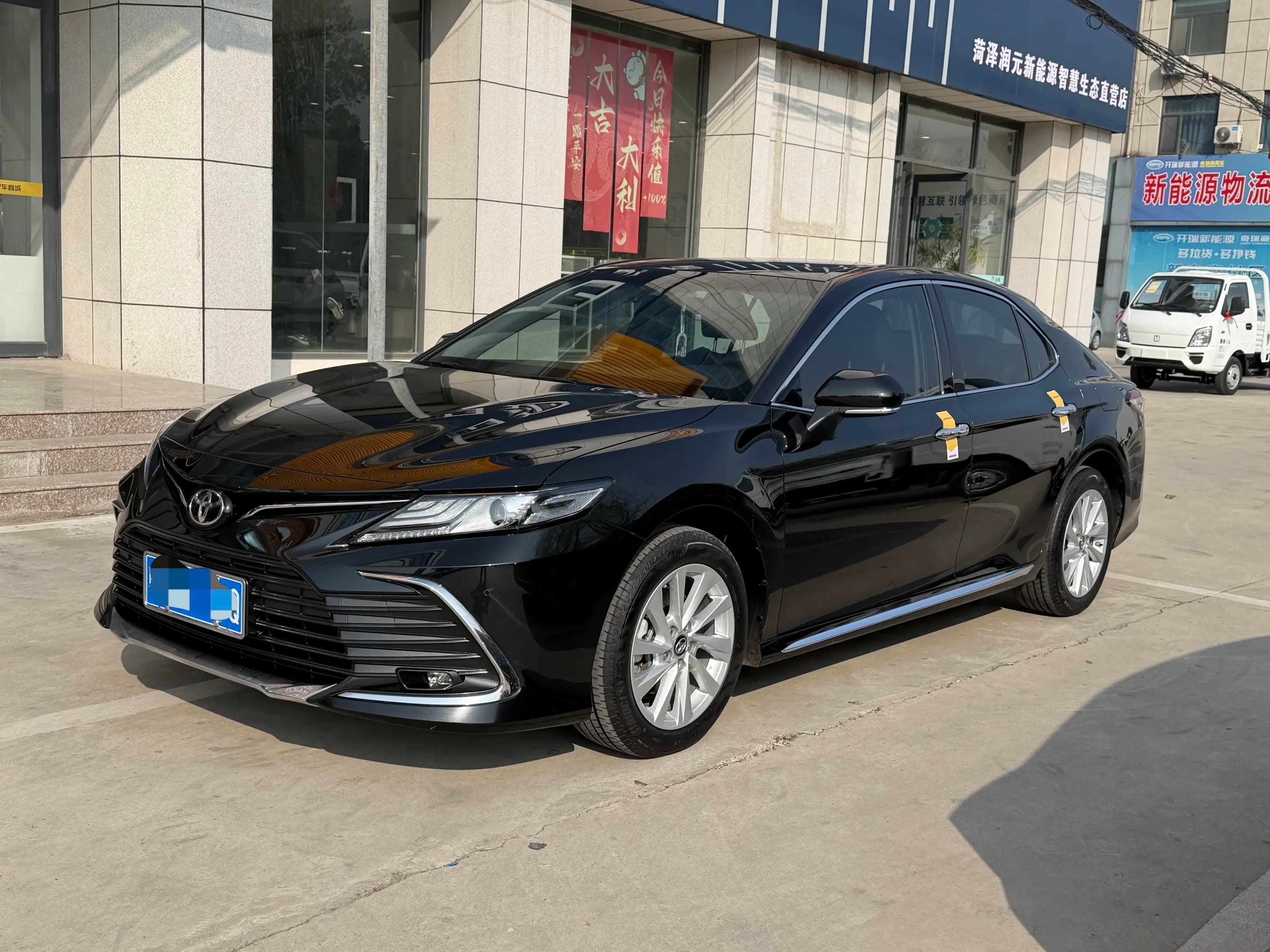 Toyota Camry 2024 г. 9000 км.