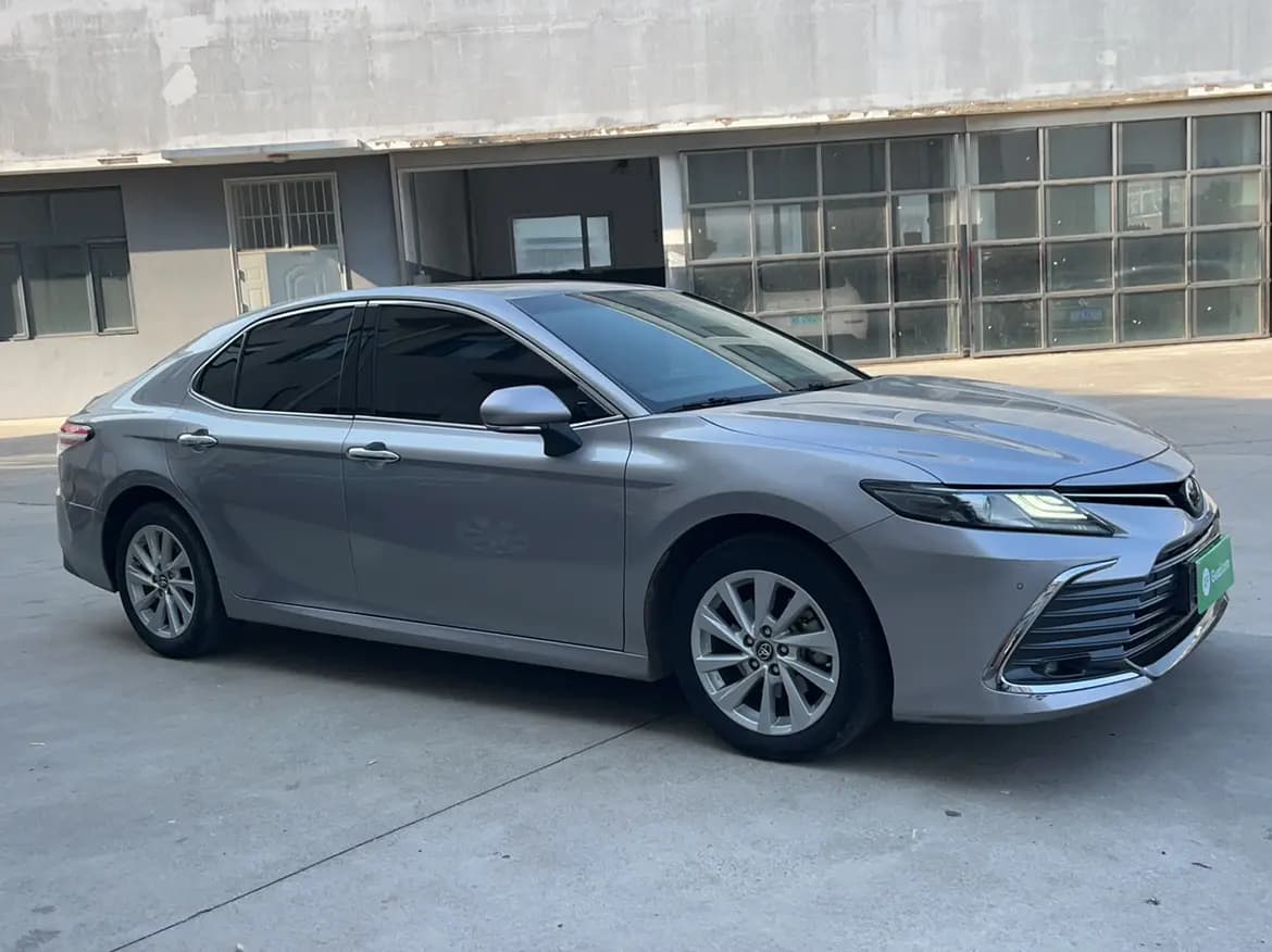 Toyota Camry 2021 г. 48000 км. — фото 3