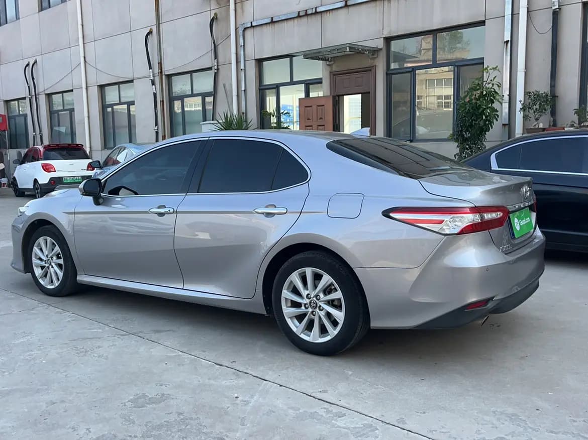 Toyota Camry 2021 г. 48000 км. — фото 4