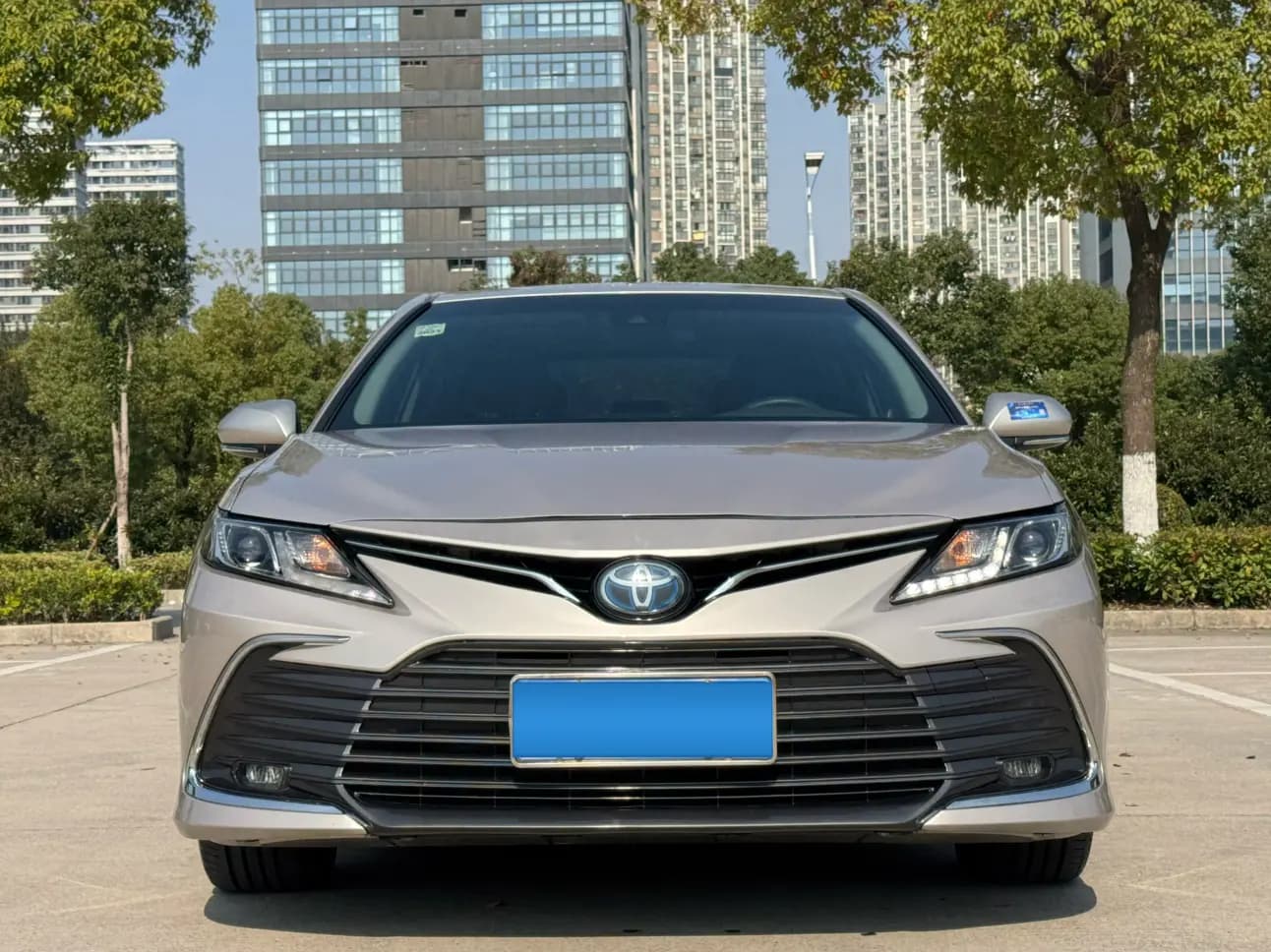 Toyota Camry 2021 г. 94000 км. — фото 2