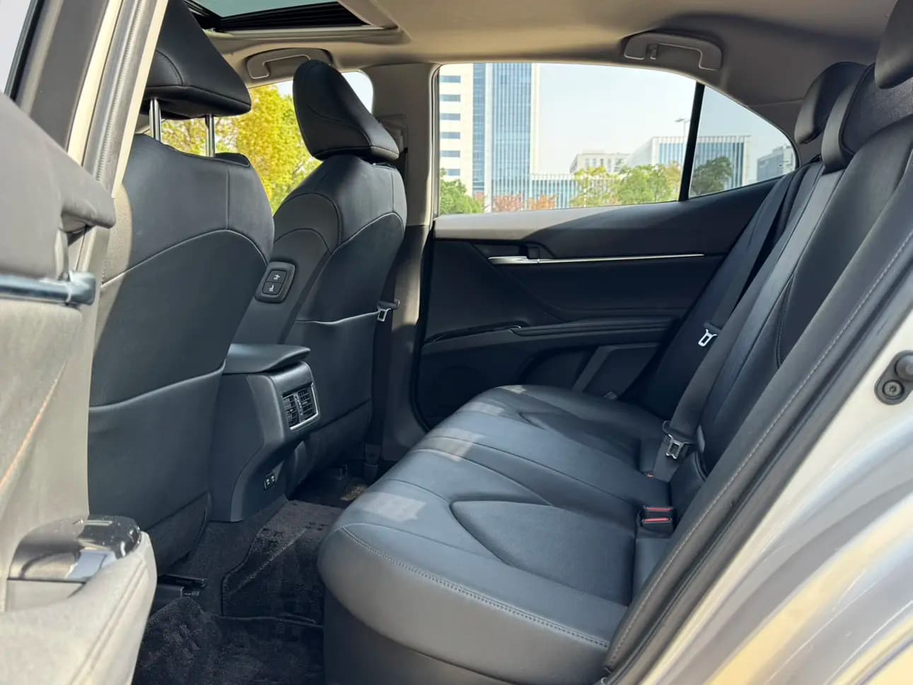 Toyota Camry 2021 г. 94000 км. — фото 16