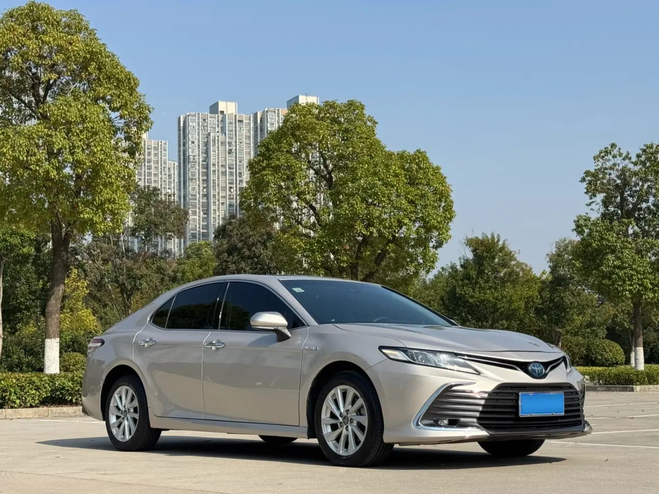 Toyota Camry 2021 г. 94000 км. — фото 3