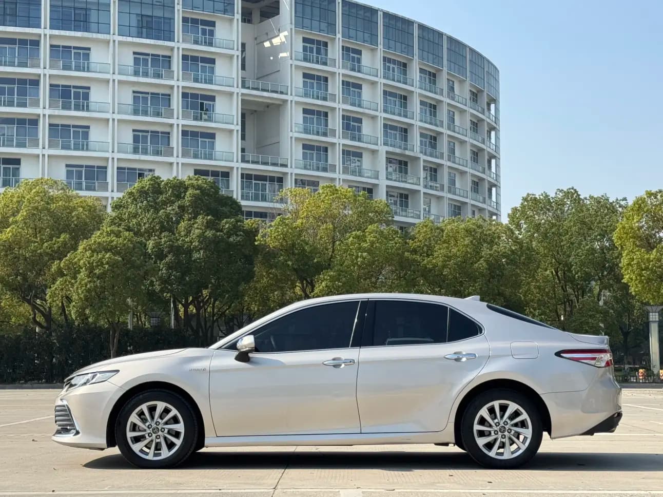 Toyota Camry 2021 г. 94000 км. — фото 4