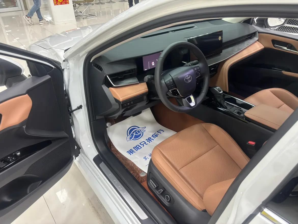 Toyota Camry 2024 г. 1300 км. — фото 7