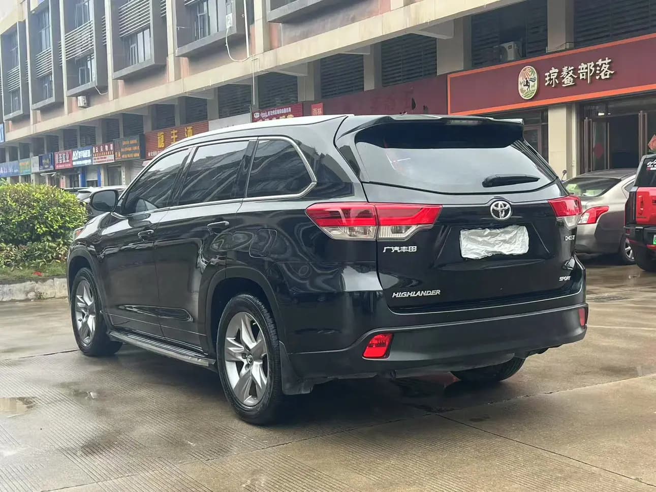 Toyota Highlander 2021 г. 28127 км. — фото 4