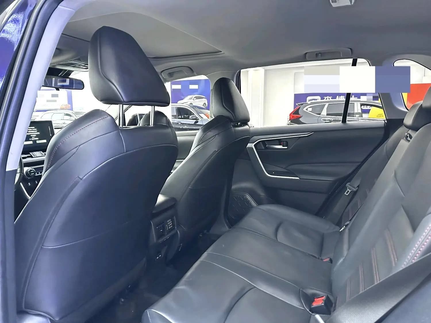 Toyota Wildlander PHEV 2021 г. 58088 км. — фото 9