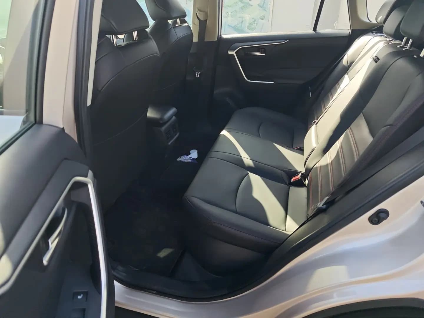 Toyota Wildlander PHEV 2022 г. 22089 км. — фото 10