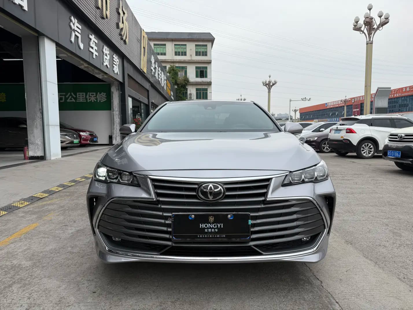 Toyota Avalon 2022 г. 40000 км. — фото 2