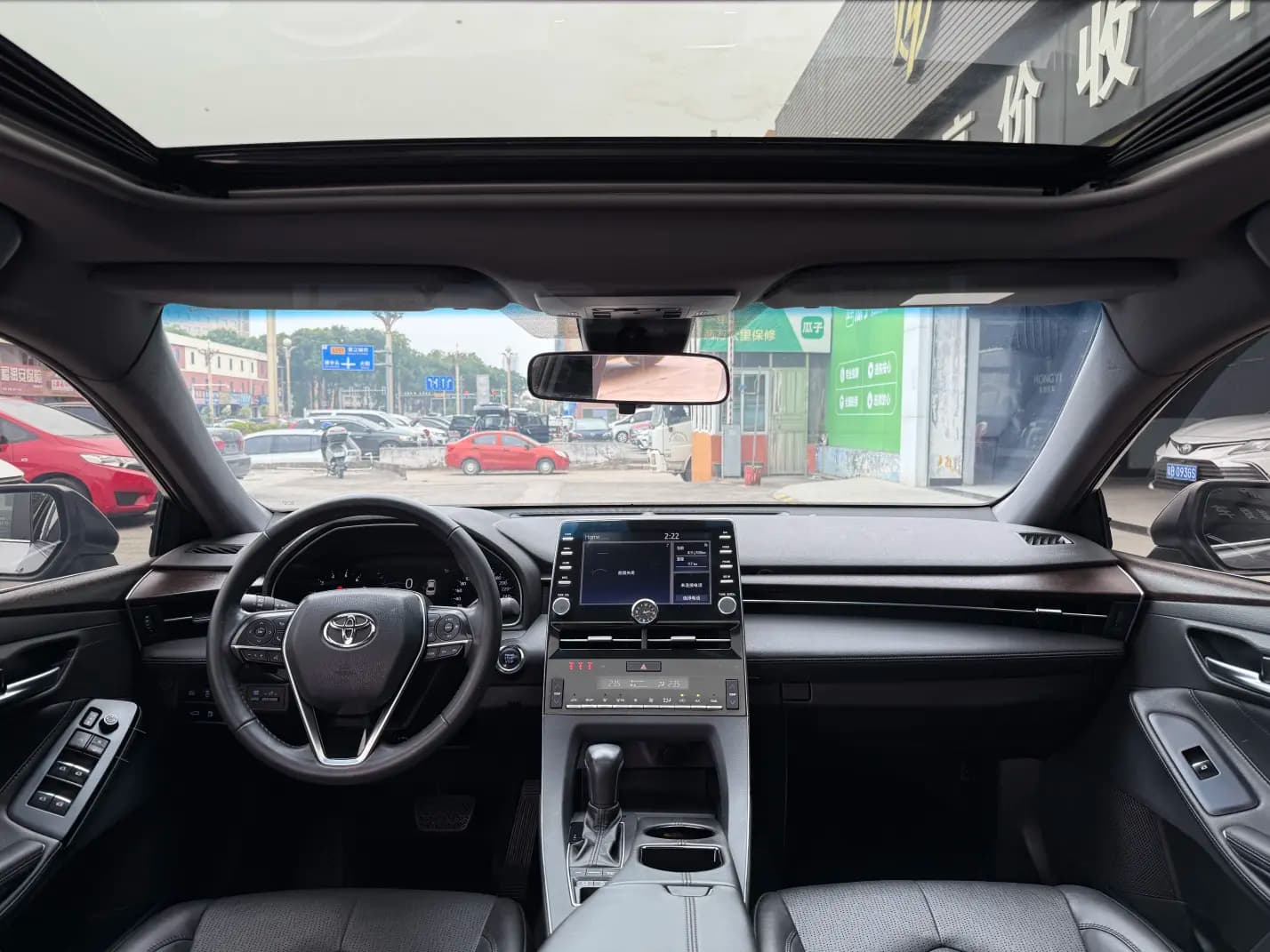 Toyota Avalon 2022 г. 40000 км. — фото 15